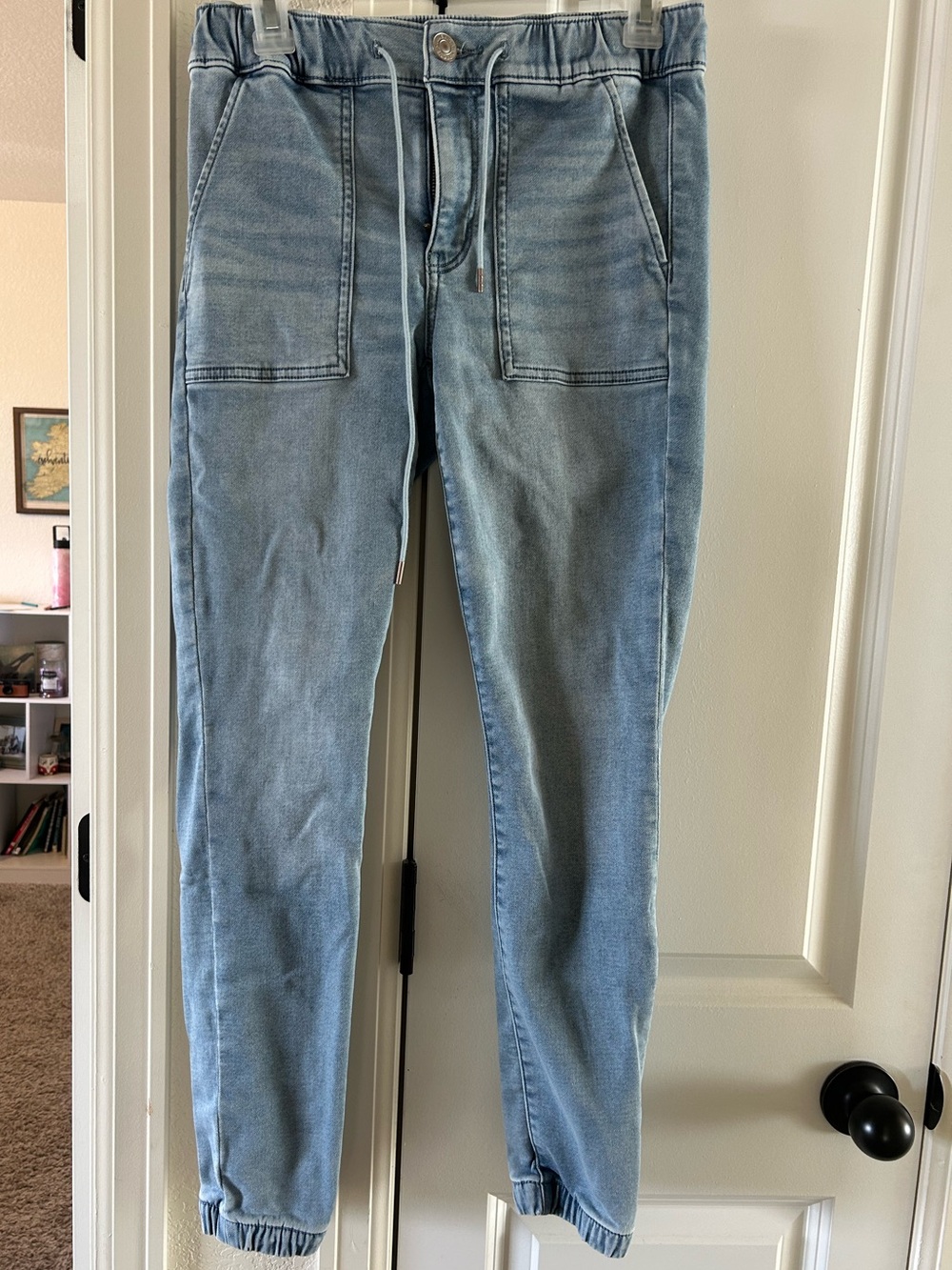 American Eagle Outfitters Light Blue Jogger-Style Jeggings